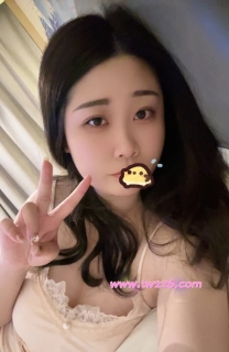 百貨櫃姐🔅美美：162/C/46/25歲