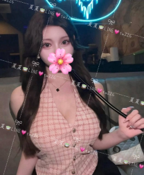 高雄❤️妖妖❤️浴室就直接口交!榨出來持續吸！