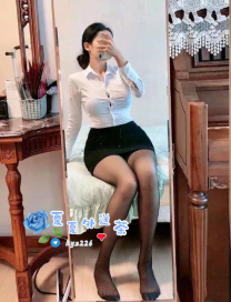 OL艾莉超級會挑逗 微肉真E奶美女